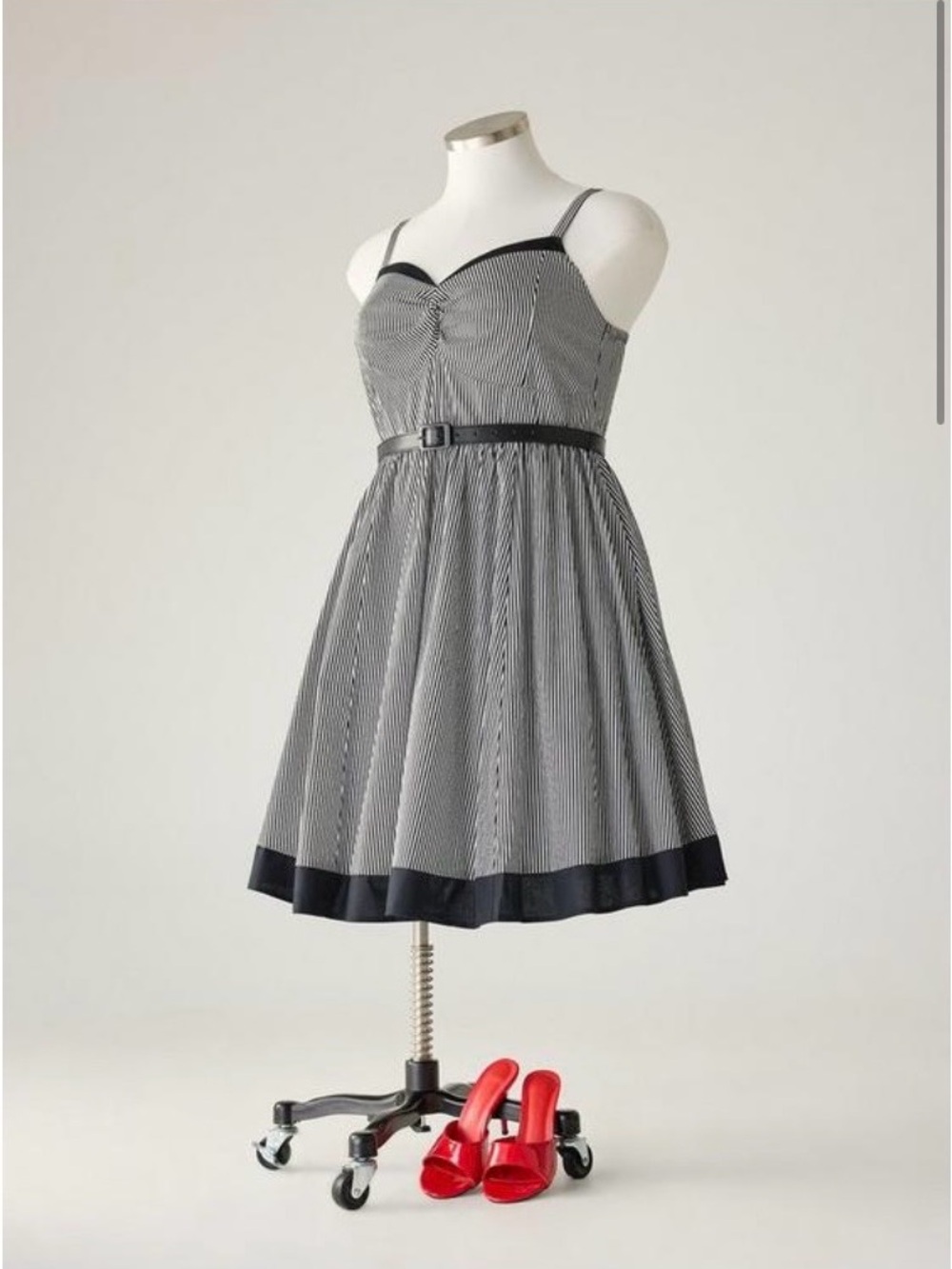 Torrid Retro Chic Mini Stripe Twist Front Cotton Swing Dress NWT Size 00 (10)
